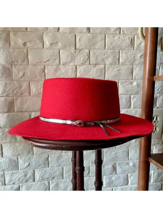 VIntage Red 100% Wool Felt Western Hat Silver Concho Hatband - Picture 1 of 11